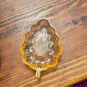 Vintage depression glass leaf shaped blush pink, candy dish or many uses